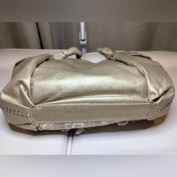 Brighton Cream Floral Embroidered Shoulder Bag - Picture 4 of 14